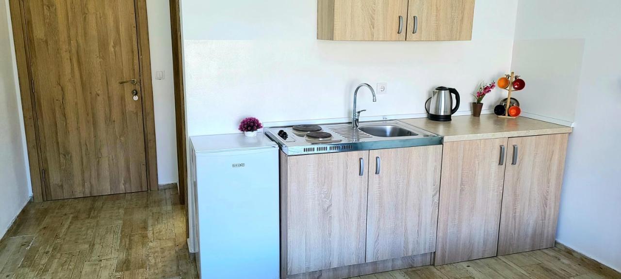 Riviera Inn Apartments Ulcinj Exterior foto